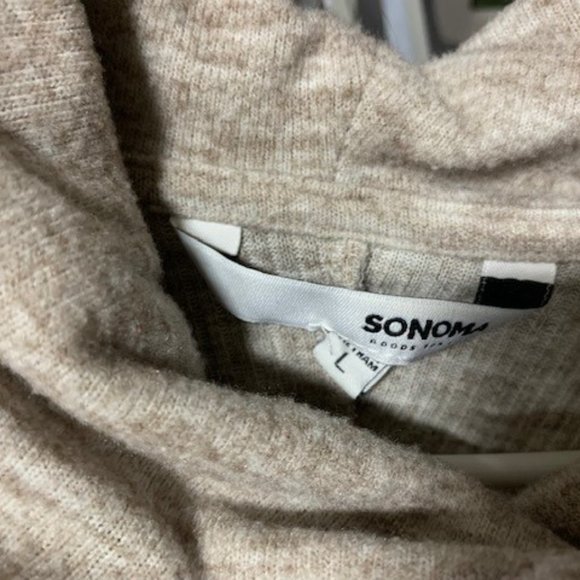 2 for $5-Tan Turtleneck Sweater With Front Pockets Sonoma Size L - Picture 4 of 4